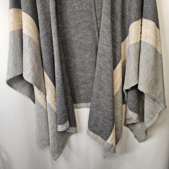 Corti Made in Italy Wool Blend Cardigan Shrug One Size Classic Cozy - Picture 3 of 7